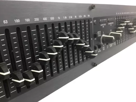 DBX - IEQ 15M - Dual Graphic Eq 2